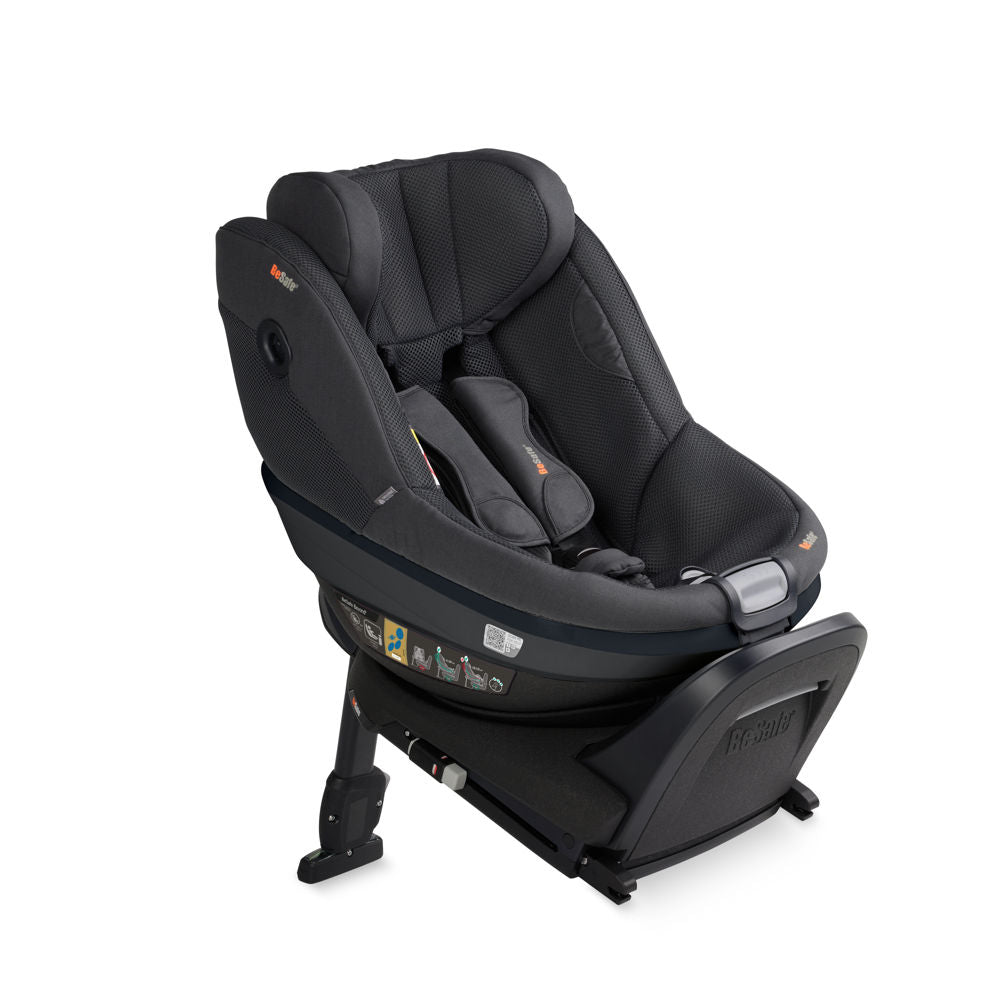 BeSafe Beyond2 Toddler Car Seat and ISOFIX Base Bundle