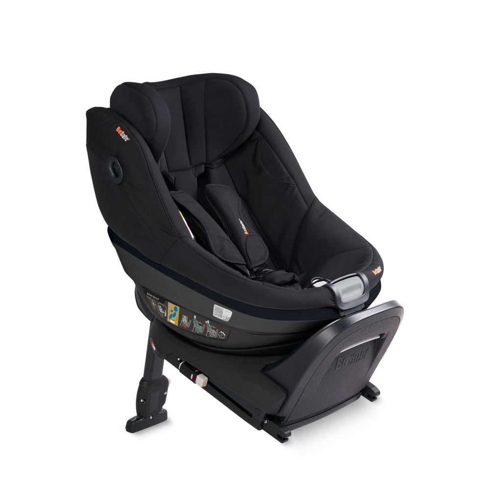 BeSafe Beyond2 Toddler Car Seat and ISOFIX Base Bundle