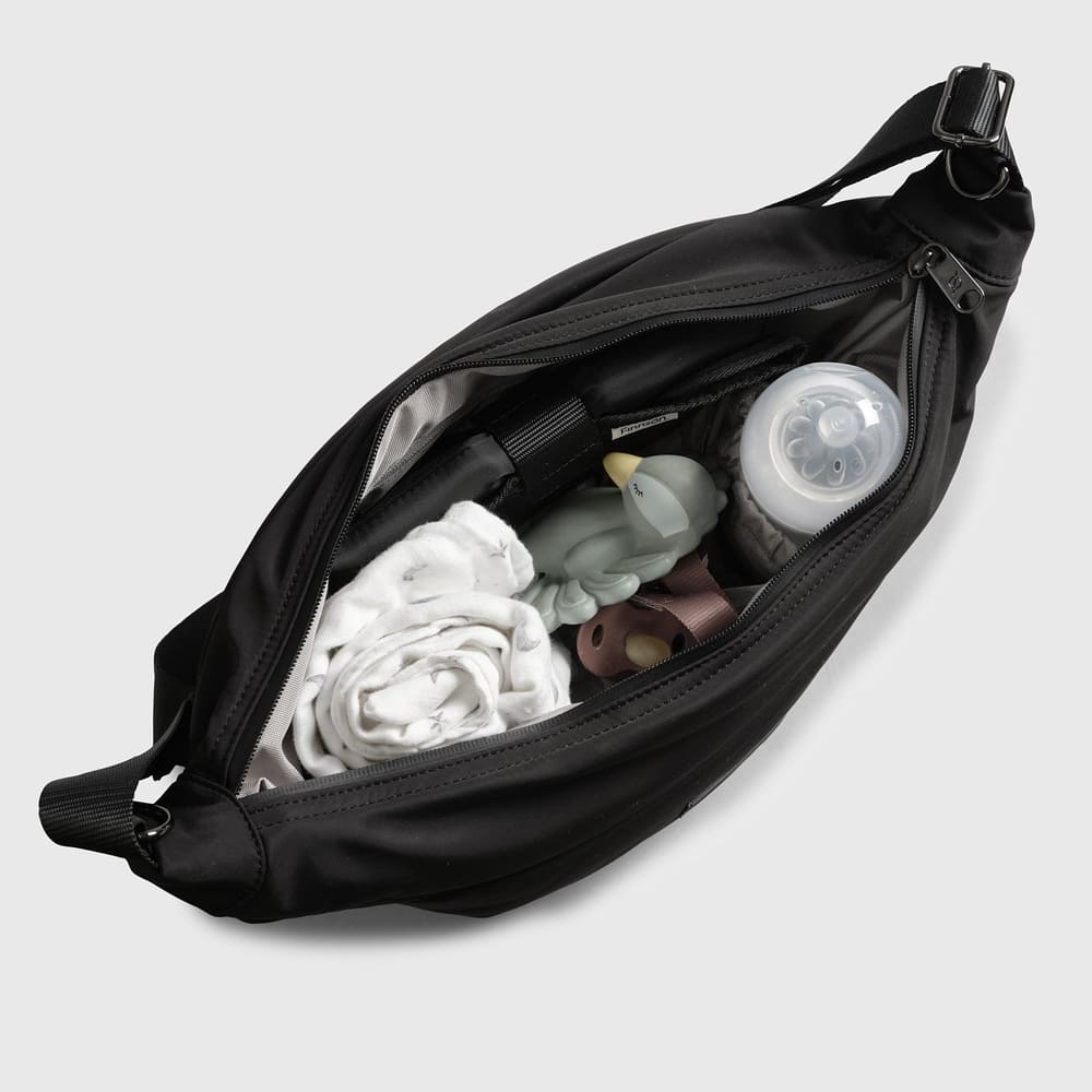 Finnsøn Osma Eco Sling Changing Bag (with Stroller Clips)