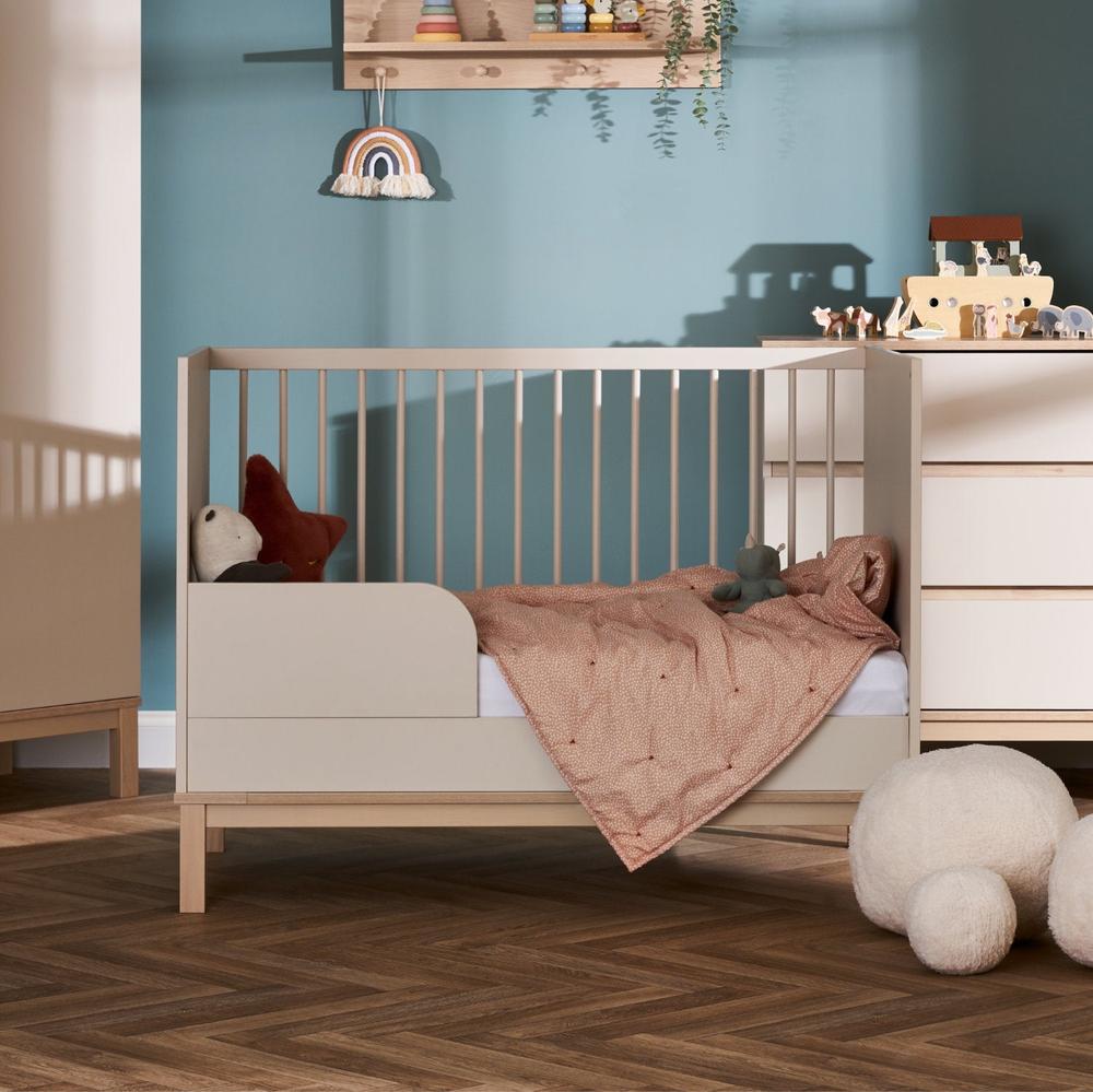 Obaby Astrid Mini Cot Bed