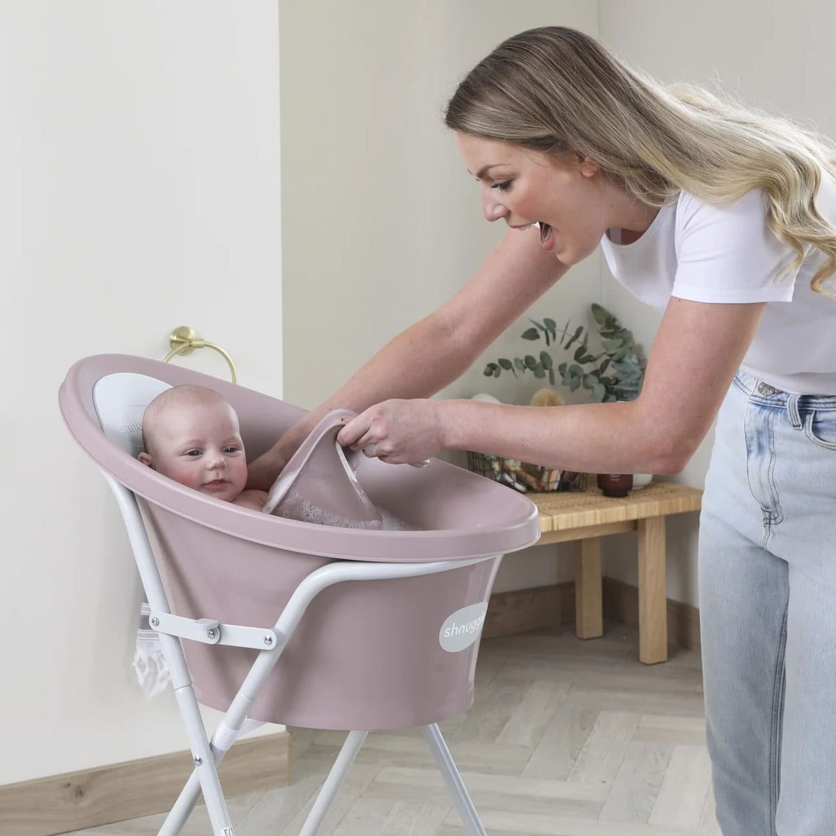 Shnuggle® Washy Bath Jug