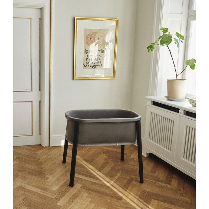 Stokke® Snoozi™ Bassinet Graphite Grey *NEW*