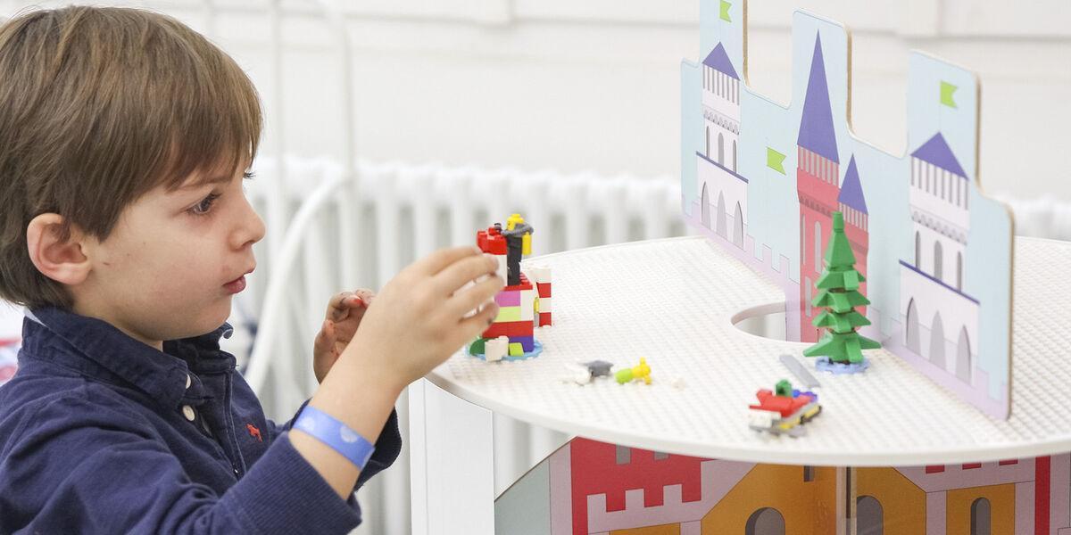 Stokke®™ MuTable™ Scenarios Bricks Tower V1