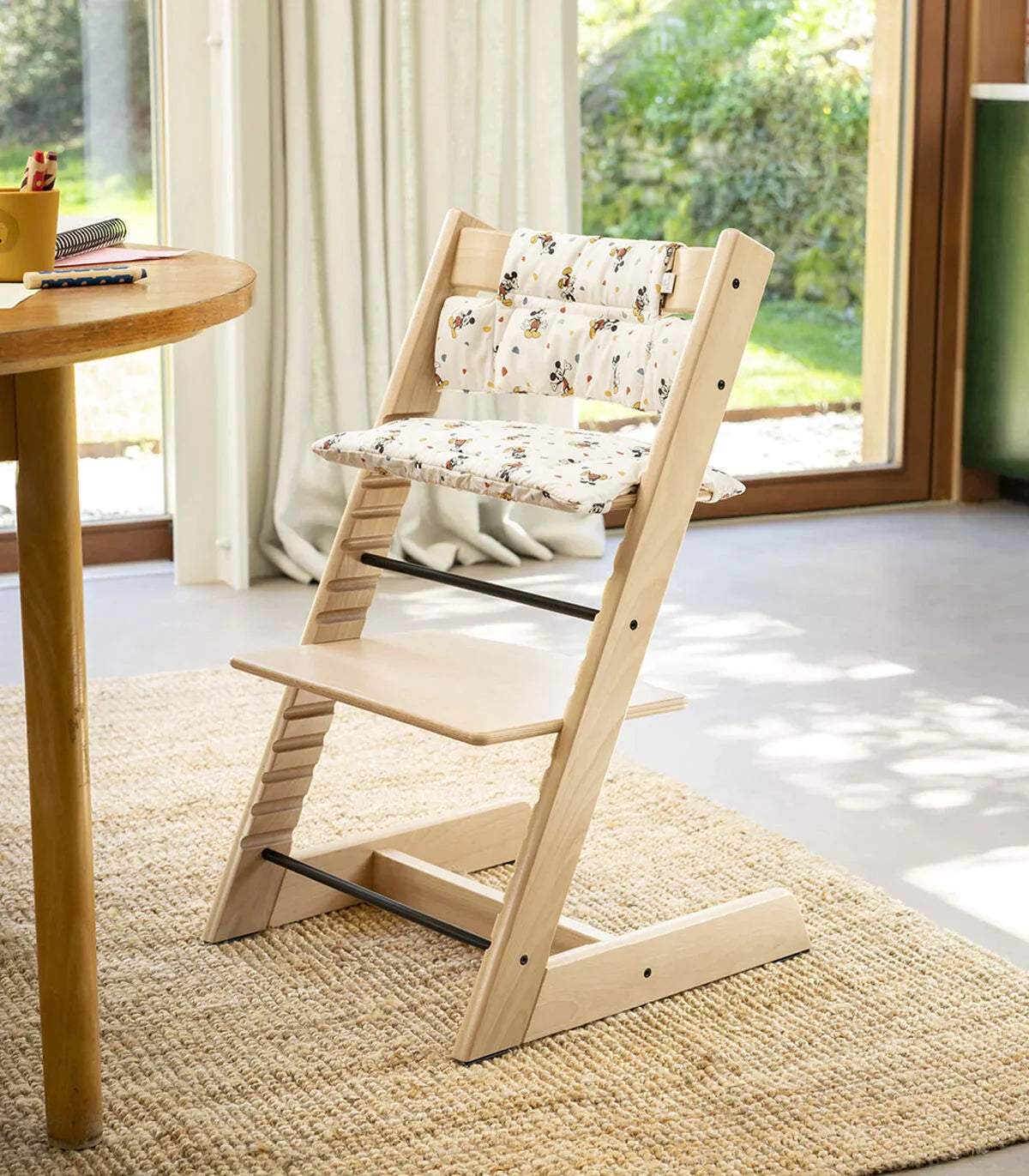 Mickey mouse folding table and chairs sale