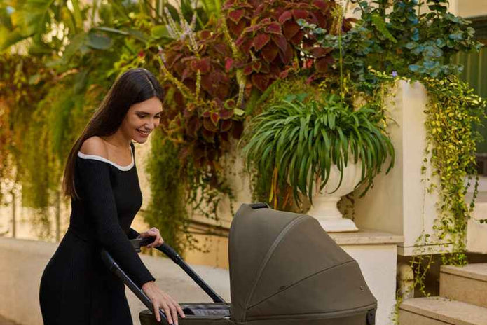 Venicci Tila Olive Pram