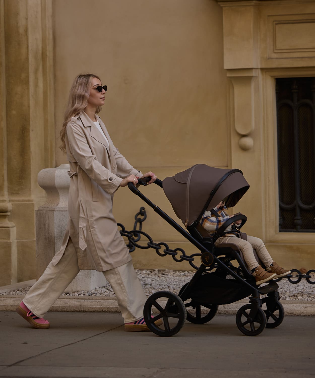 Venicci Upline 2 Brownie - In Store Exclusive - Parent Studio