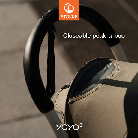 Stokke YOYO3 Peek a boo on the street