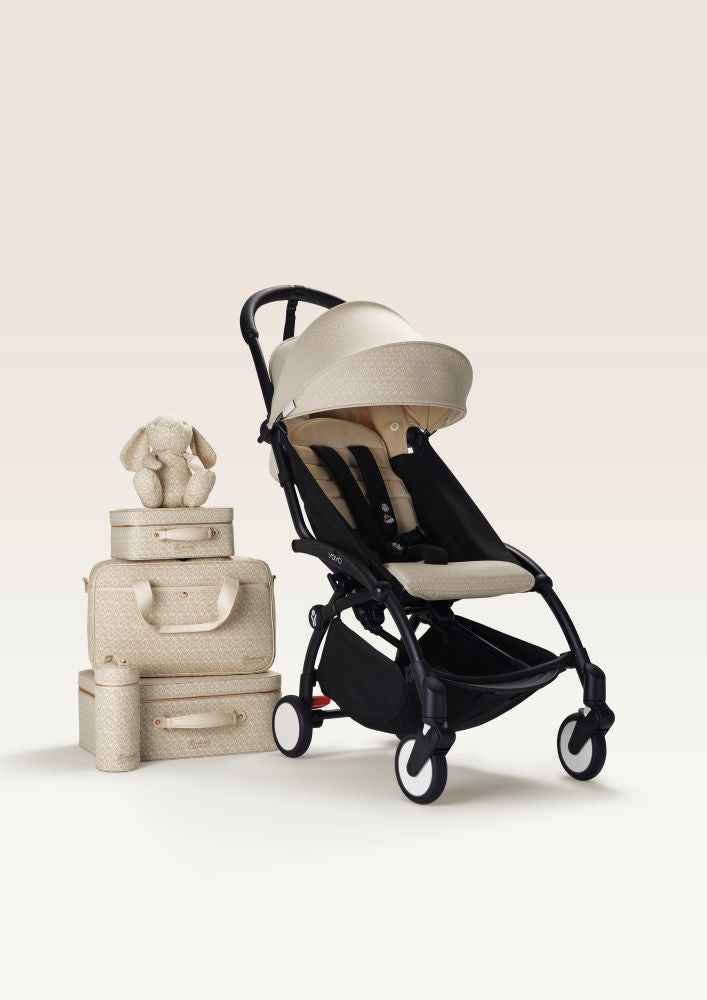 Stokke® YOYO³ stroller with newborn to toddler White/Bonpoint