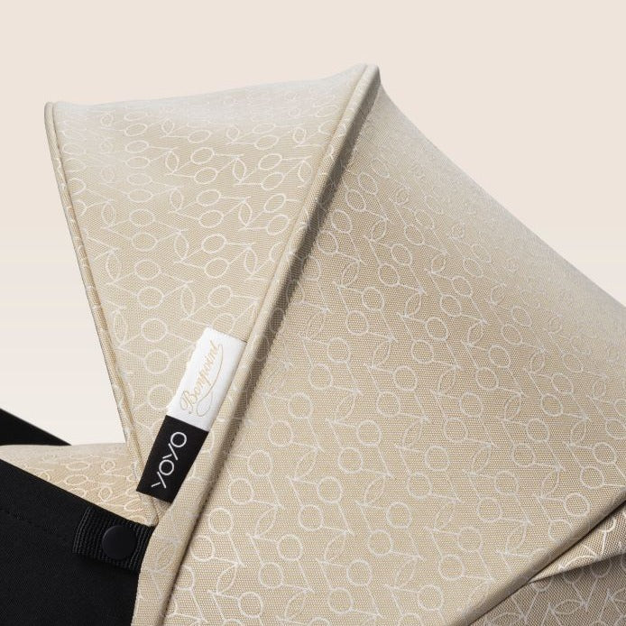 Stokke® YOYO³ stroller with newborn to toddler White/Bonpoint