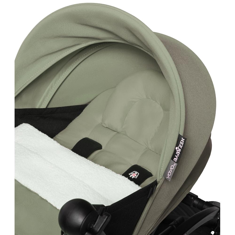 Stokke® YOYO³ stroller with newborn pack